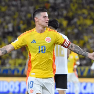 Uruguay, Colombia y Paraguay clasifican; Messi brilla con Argentina