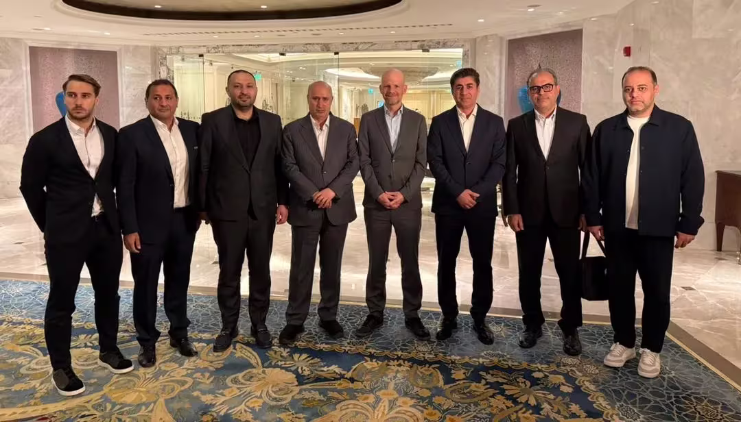 FIFA le da la bienvenida y tranquiliza a la RI de Irán en una reunión productiva sobre la Copa Mundial de la FIFA 2026™ en Estambul